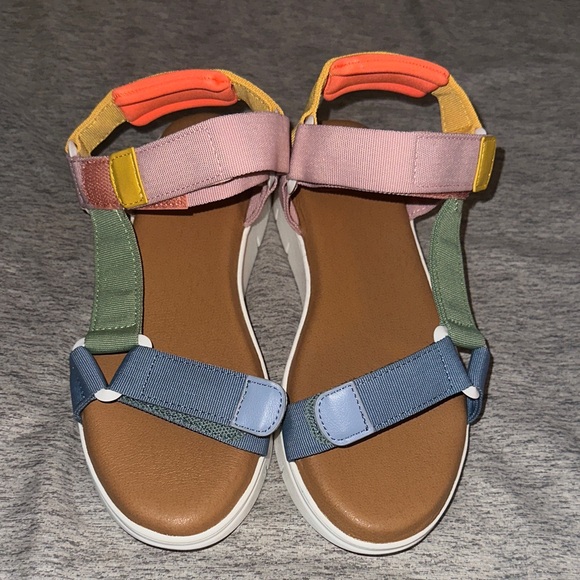 Dirty Laundry Multicolor Women's Sandals - Picture 1 of 5